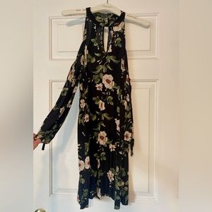 American Eagle Outfitters Size Medium High-Neck Long Sleeve Floral Dress